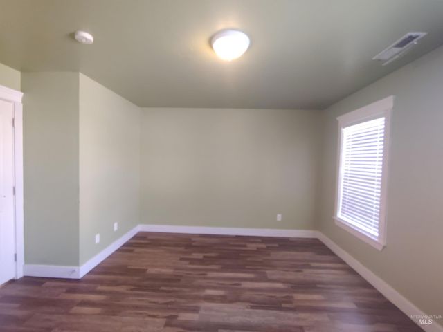 8125 S Legolas Pl, Boise, ID 83709