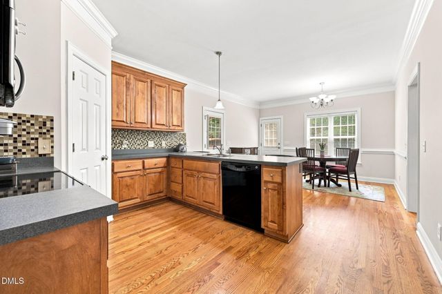552 Contender Drive, Clayton, NC 27520
