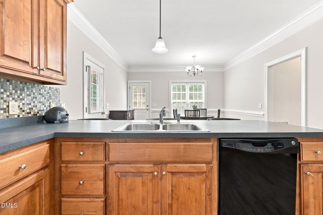 552 Contender Drive, Clayton, NC 27520
