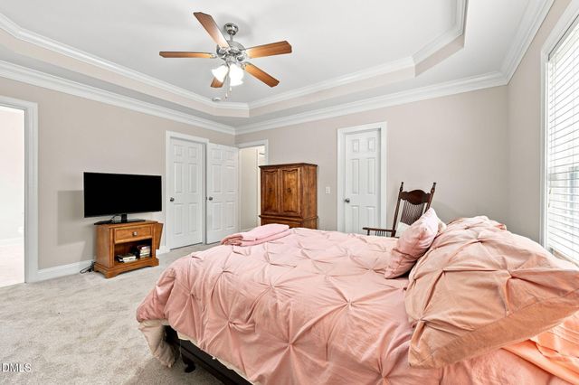 552 Contender Drive, Clayton, NC 27520