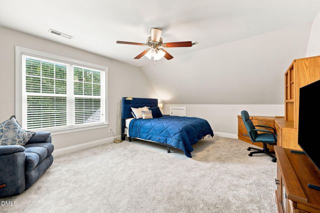 552 Contender Drive, Clayton, NC 27520