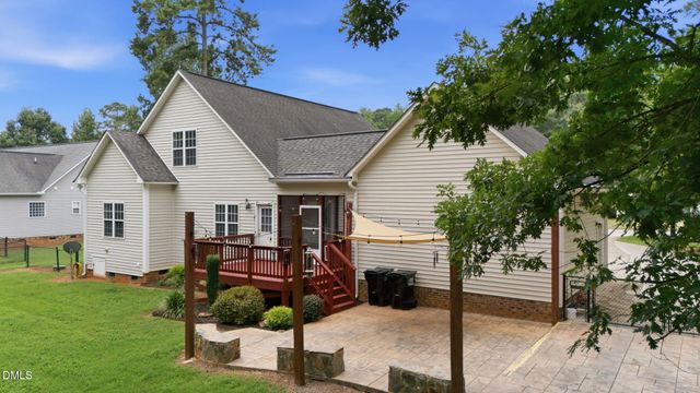 552 Contender Drive, Clayton, NC 27520