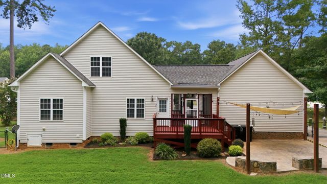 552 Contender Drive, Clayton, NC 27520