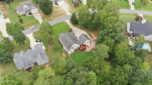 552 Contender Drive, Clayton, NC 27520