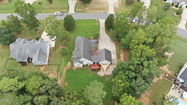 552 Contender Drive, Clayton, NC 27520