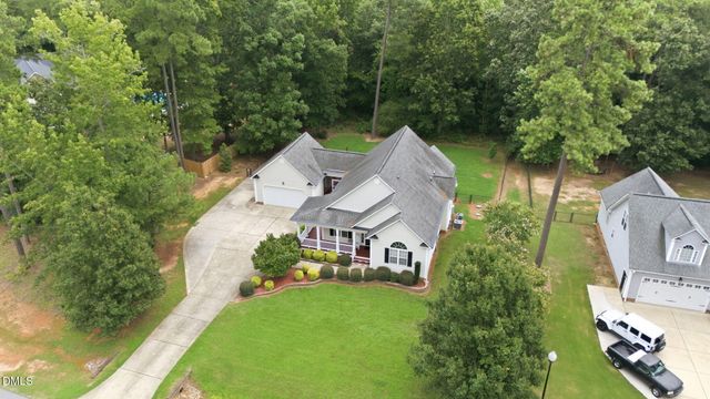 552 Contender Drive, Clayton, NC 27520