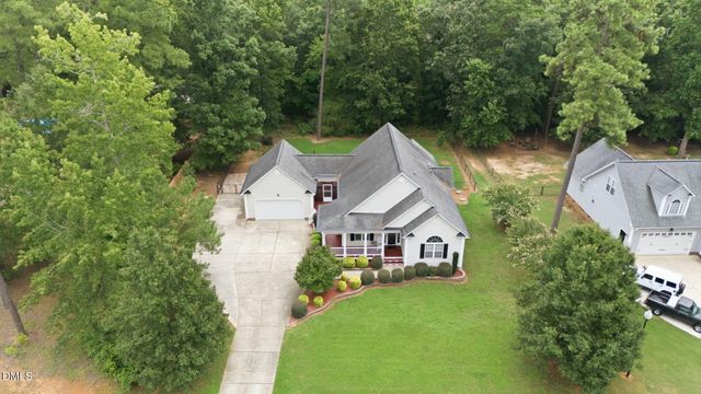 552 Contender Drive, Clayton, NC 27520
