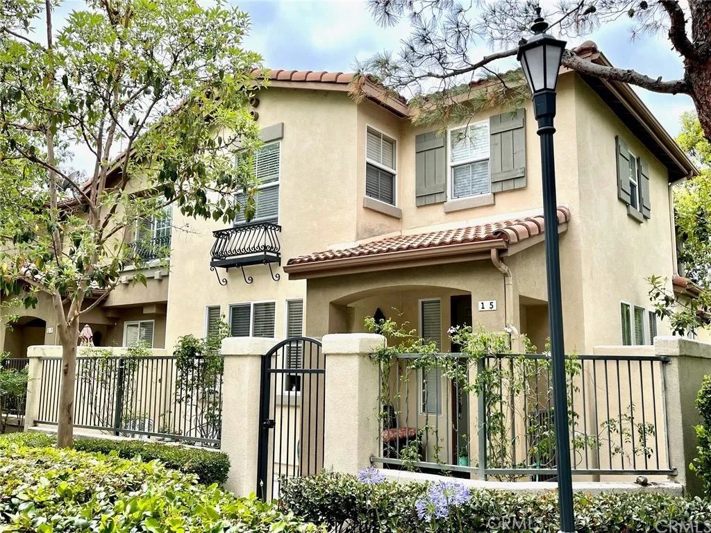 15 Ballard 90, Irvine, CA 92602