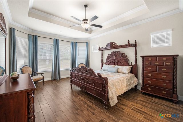 663 Private Road 1712, Mico, TX 78056