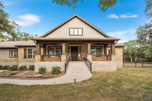 663 Private Road 1712, Mico, TX 78056