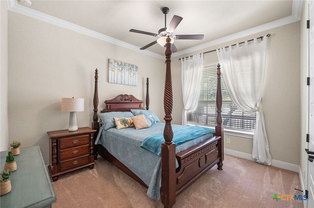 663 Private Road 1712, Mico, TX 78056