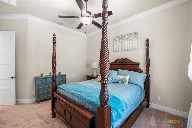 663 Private Road 1712, Mico, TX 78056