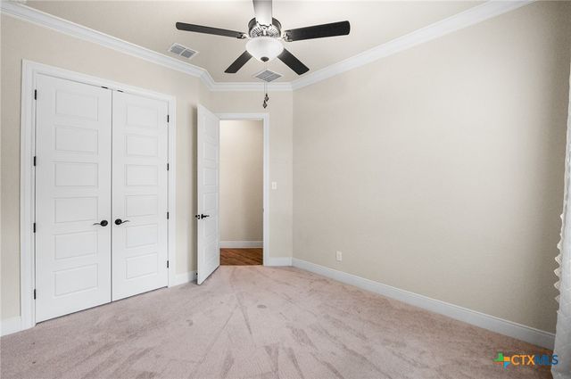 663 Private Road 1712, Mico, TX 78056