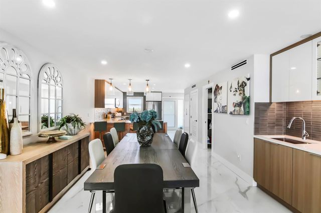 44 Yacht Club Drive 611, North Palm Beach, FL 33408