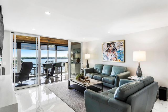 44 Yacht Club Drive 611, North Palm Beach, FL 33408