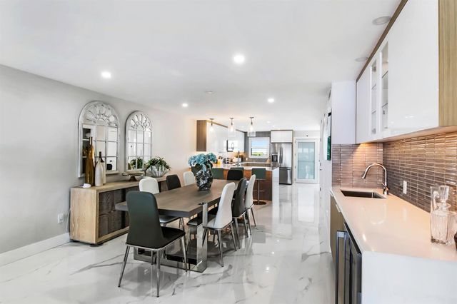 44 Yacht Club Drive 611, North Palm Beach, FL 33408