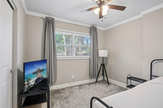 1872 HUNT LANE, Clearwater, FL 33764