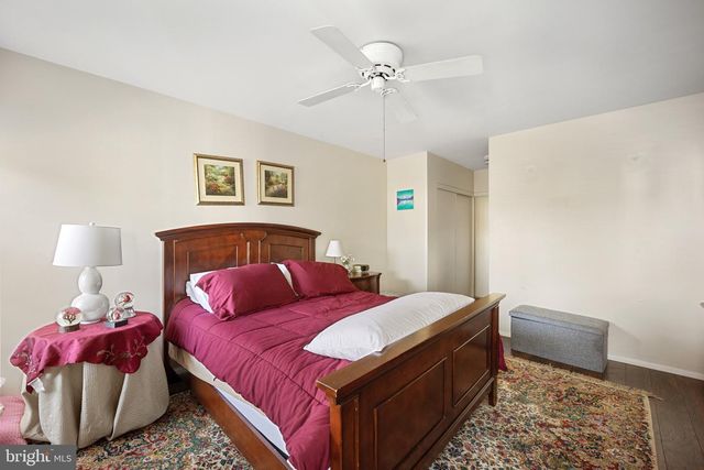 202-B ARROWWOOD CT, Mount Laurel, NJ 08054