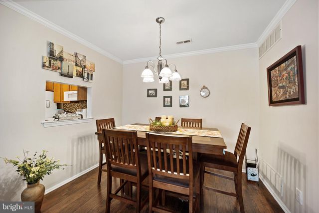 202-B ARROWWOOD CT, Mount Laurel, NJ 08054