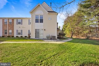 202-B ARROWWOOD CT, Mount Laurel, NJ 08054