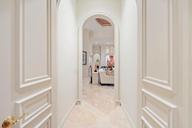 7525 Hawks Landing Drive, West Palm Beach, FL 33412