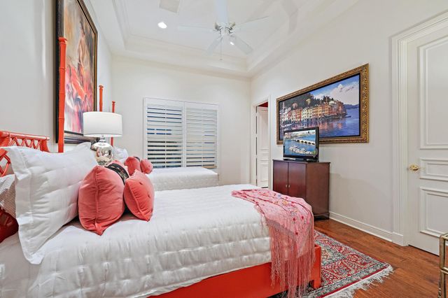 7525 Hawks Landing Drive, West Palm Beach, FL 33412