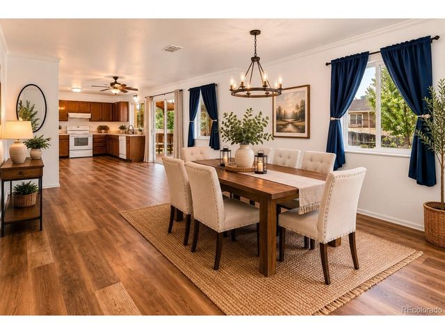 2205 Lincoln St, Longmont, CO 80501