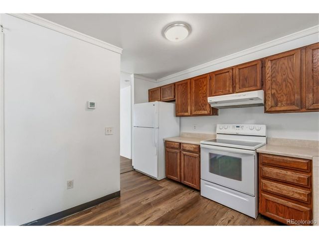 2205 Lincoln St, Longmont, CO 80501