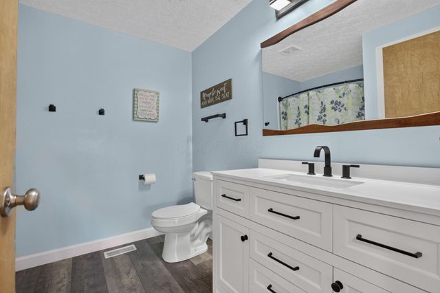 4882 Cotterman Road SE, Newark, OH 43055