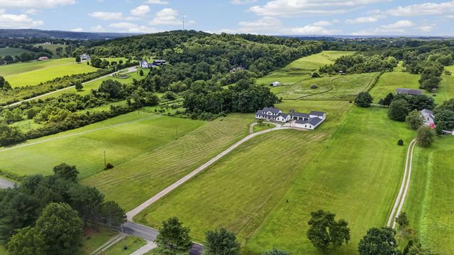 4882 Cotterman Road SE, Newark, OH 43055