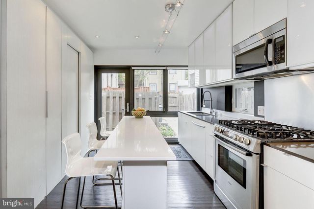 1957 3RD ST NW, Washington, DC 20001