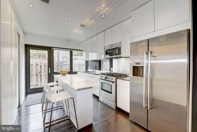1957 3RD ST NW, Washington, DC 20001