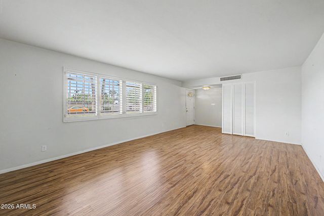 5041 N 34TH Street, Phoenix, AZ 85018