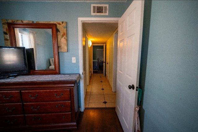 1220 Shadowdale Drive 8, Houston, TX 77043