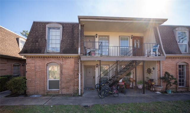 1220 Shadowdale Drive 8, Houston, TX 77043