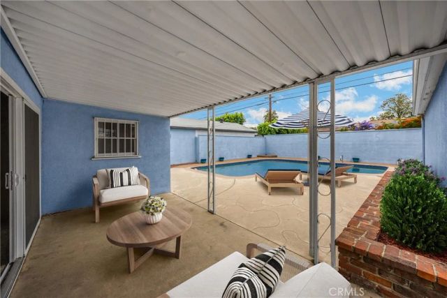 8828 Zeiler Avenue, Los Angeles, CA 91331