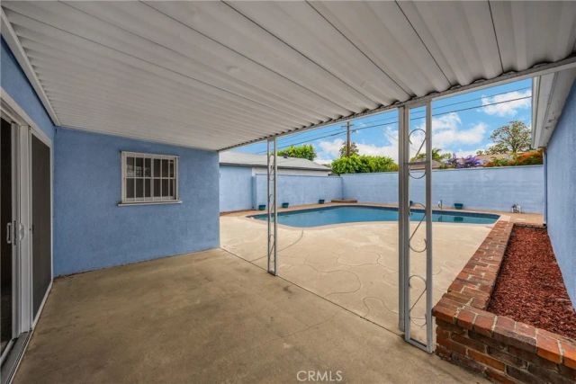 8828 Zeiler Avenue, Los Angeles, CA 91331