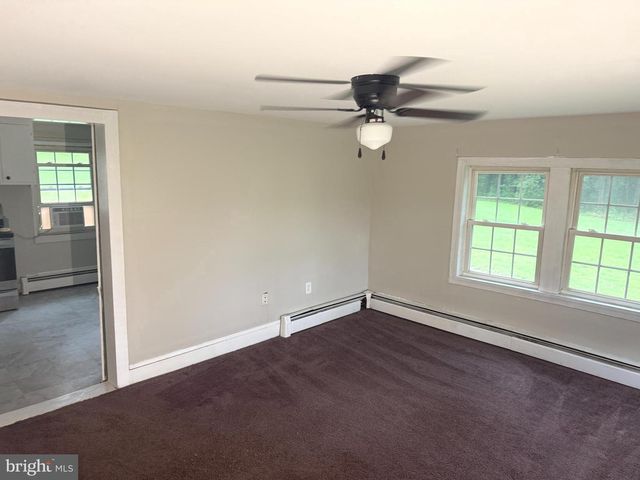 8272 GREENWICH RD, Catlett, VA 20119