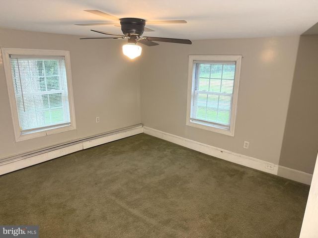 8272 GREENWICH RD, Catlett, VA 20119