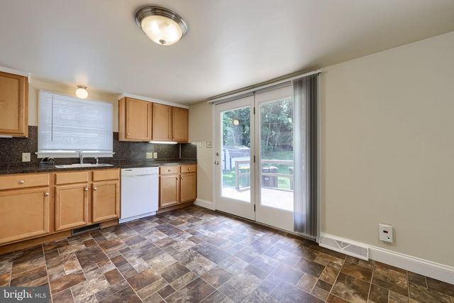 160 BUCH AVE, Lancaster, PA 17601