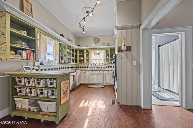 302 W Green Street, Macclesfield, NC 27852