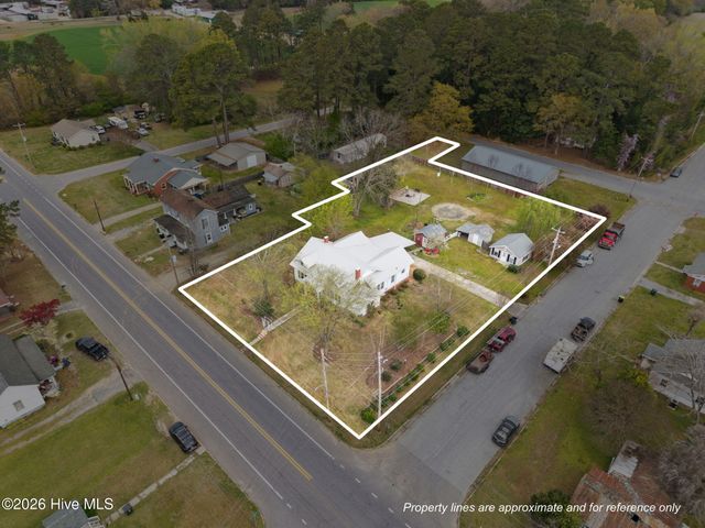 302 W Green Street, Macclesfield, NC 27852