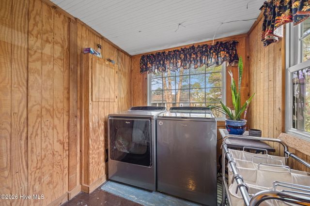 302 W Green Street, Macclesfield, NC 27852