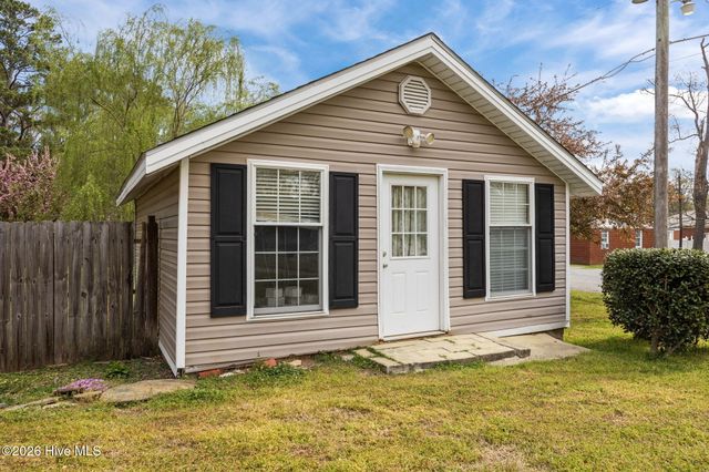 302 W Green Street, Macclesfield, NC 27852