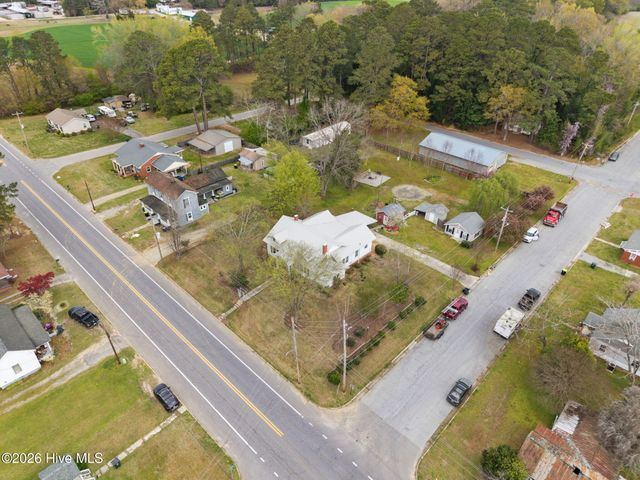 302 W Green Street, Macclesfield, NC 27852