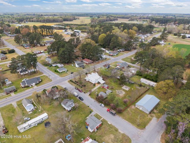 302 W Green Street, Macclesfield, NC 27852