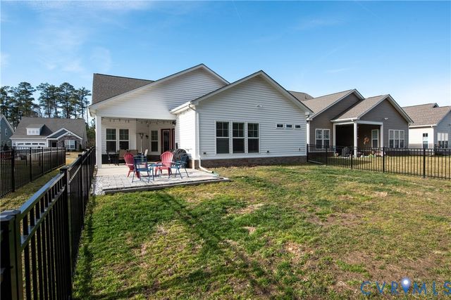 12225 Twin Rivers Dr, Chesterfield, VA 23836