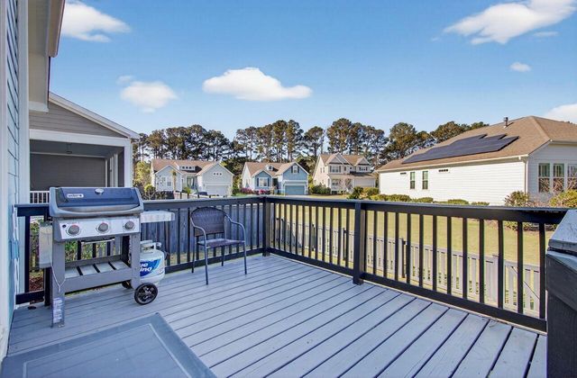 377 Turnstone Street, Mount Pleasant, SC 29464