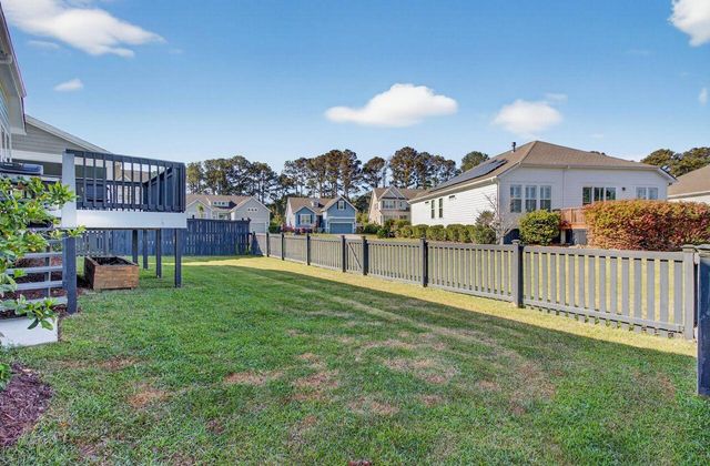 377 Turnstone Street, Mount Pleasant, SC 29464