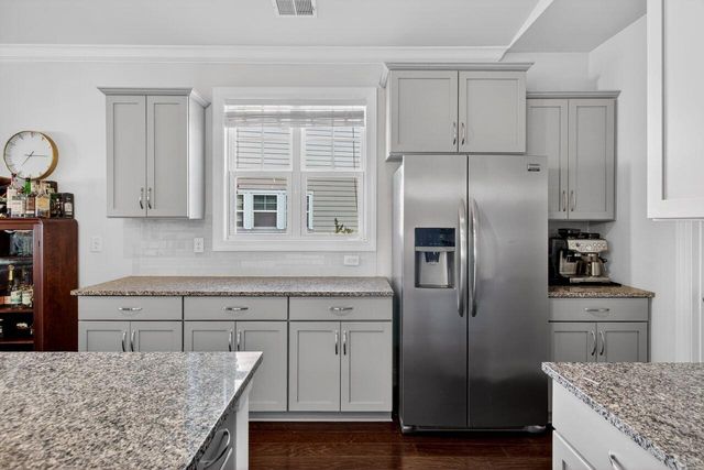 377 Turnstone Street, Mount Pleasant, SC 29464